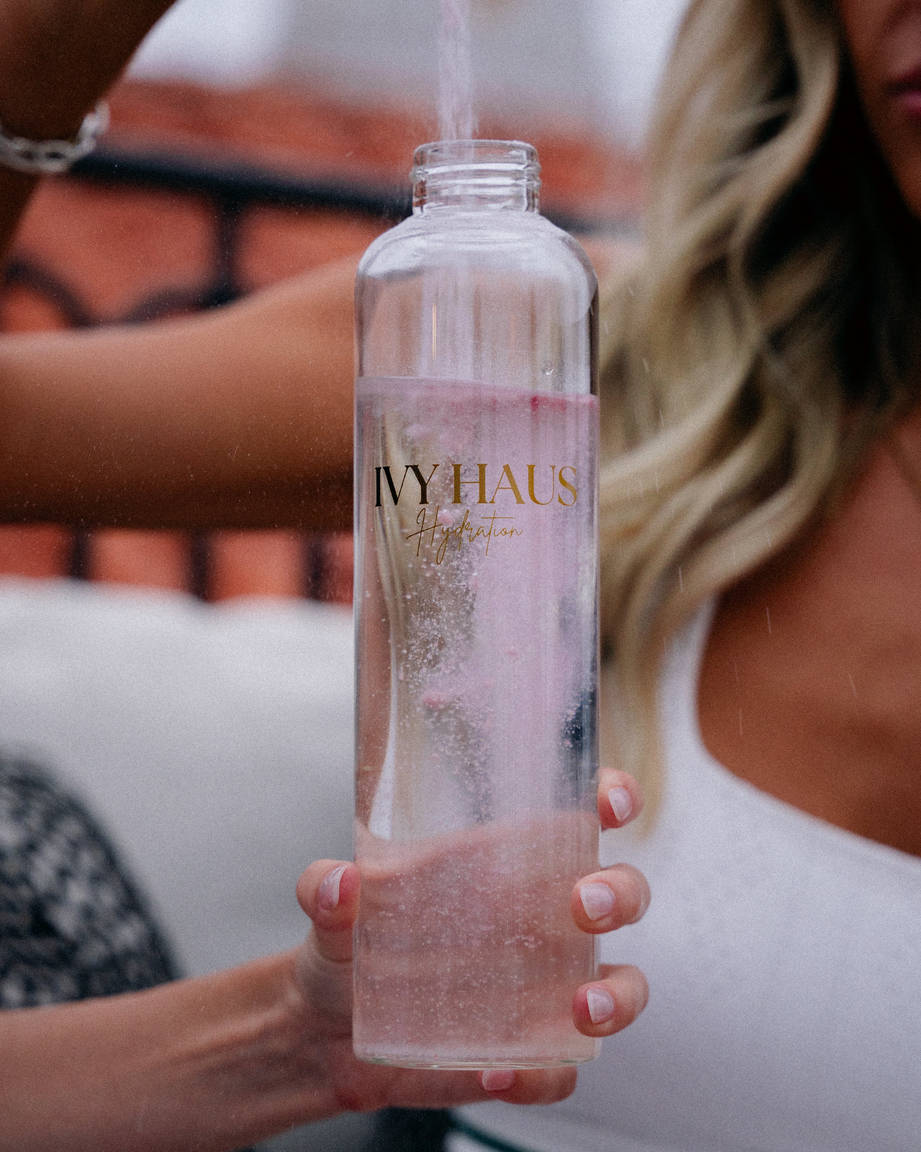 Ivy Haus water bottle product photo
